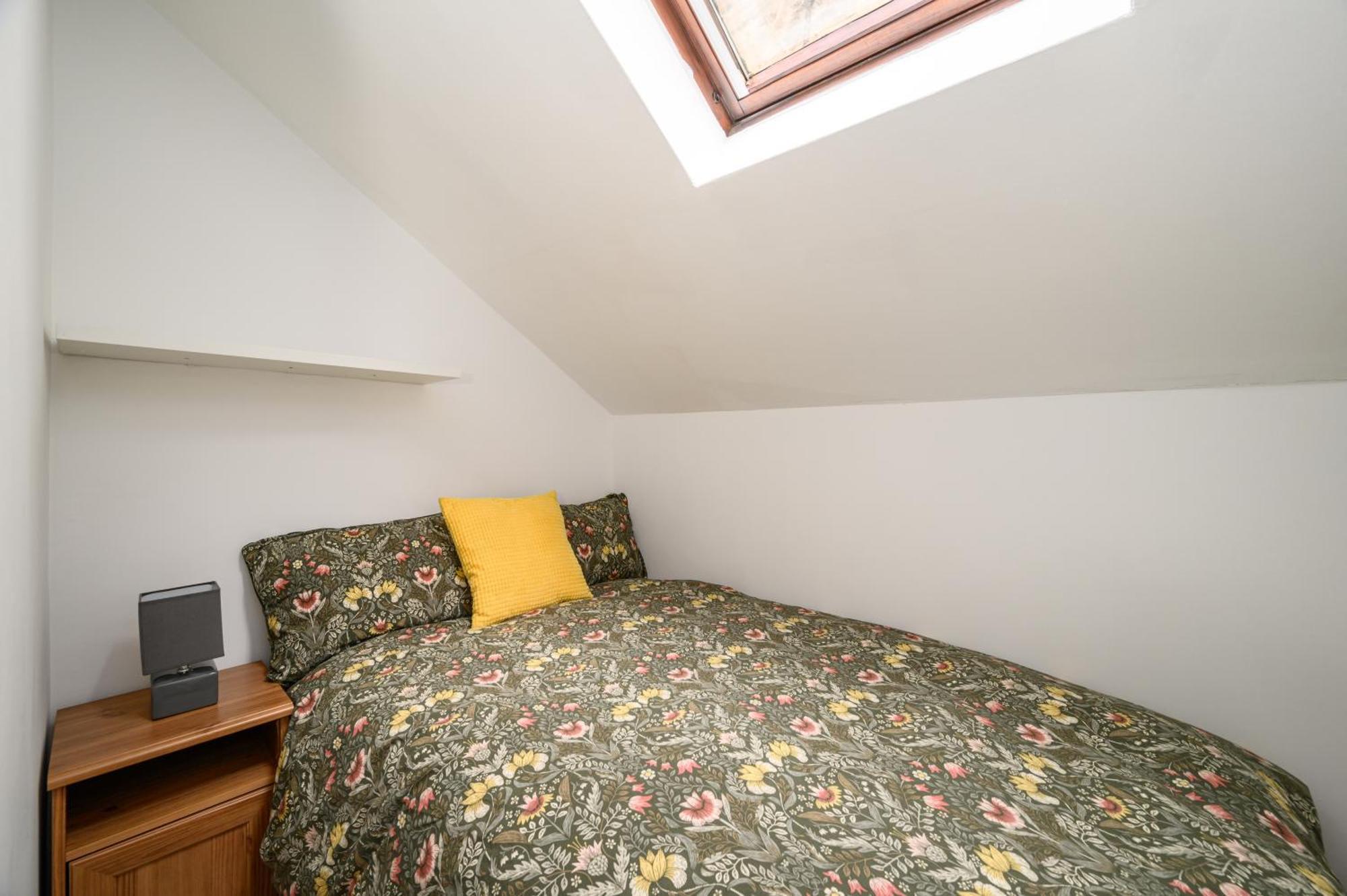 Bright - Central - Sleeps 10 Edinburgh Exterior photo